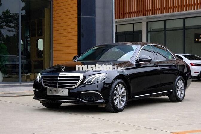 Mercedes E200 2019 Đen 55000 km
