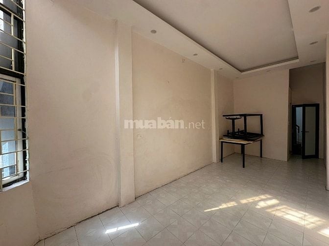 CHÍNH CHỦ CHO THUÊ NHÀ MẶT PHỐ THÁI HÀ, PHƯỜNG ĐỐNG ĐA, HÀ NỘI