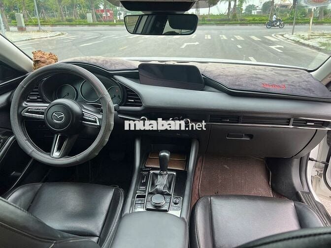 Mazda3 2022 AT Luxury 1.5