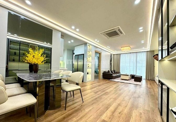 CĂN HỘ NGOẠI GIAO ĐOÀN: 3 Ngủ 2 Wc FULL NỘI THẤT/SỔ ĐỎ LÂU DÀI/Giá giả