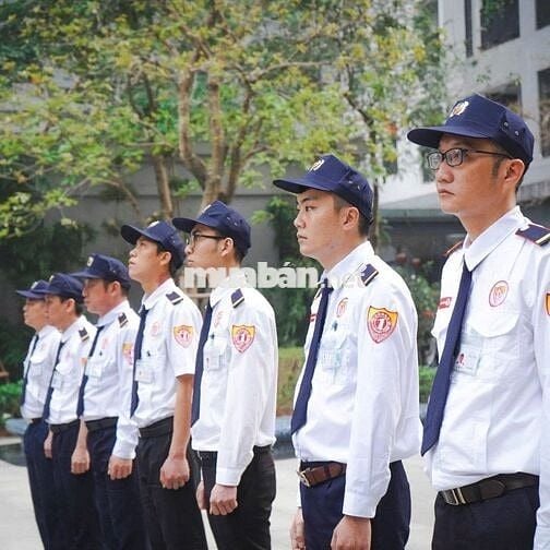 Bảo vệ lương 12 triệu ở Đại Mỗ yc biết lái xe điện