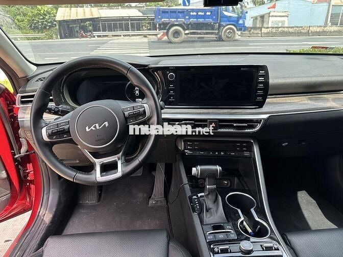 KIA K5 2.0 Luxury 2022 Đỏ
