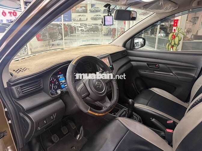 Suzuki Ertiga 1.5MT Hybrid Sx 2022