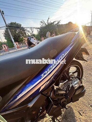 Yamaha Nouvo Xanh trắng