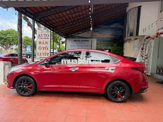Hyundai Accent 2021 Số sàn 4 vạn Đỏ