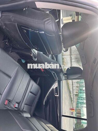 Toyota Innova G Bạc