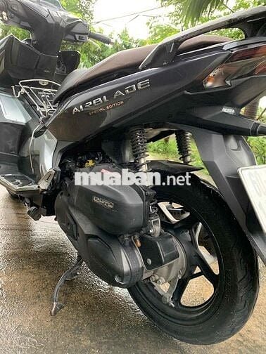 Honda Air Blade 150 ABS Xám Xanh Đen