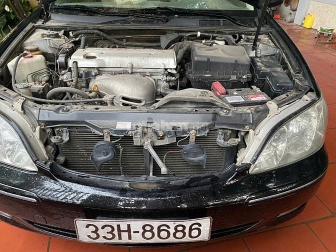 Bán xe Camry 2.4 số sàn màu đen, đăng ký lần đầu 2003