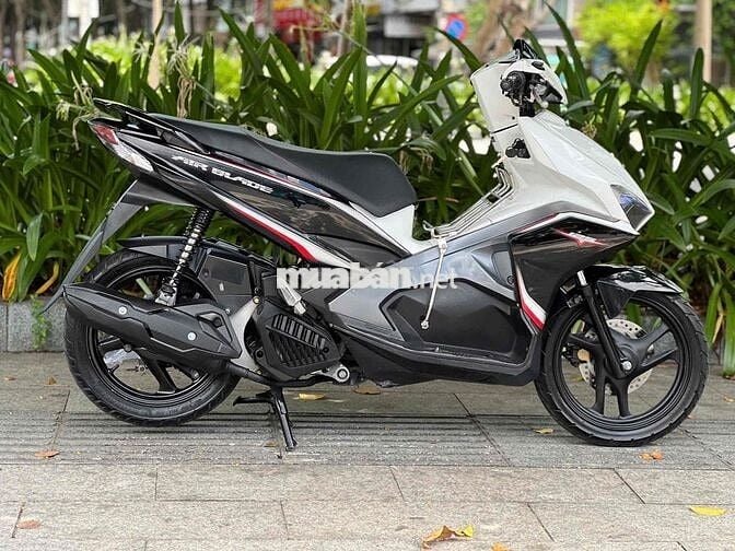 Honda AirBlade 125 2017 Trắng Bạc Đen