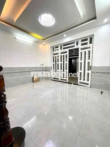 Nhà trệt lầu 5x13m 02phòng sẵn 02máy lạnh hẻm 9 Trần Chiên Cái Răng