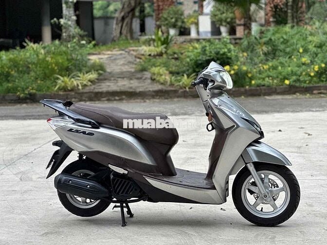 Honda Lead 2017 Bạc