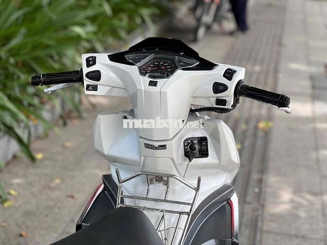 Honda AirBlade 125 2017 Trắng Bạc Đen