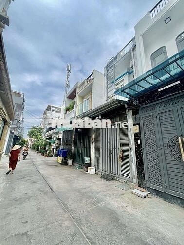 GIA ĐÌNH VỠ NỢ DO WORLD CUP BÁN GẤP NHÀ QUẬN BÌNH TÂN