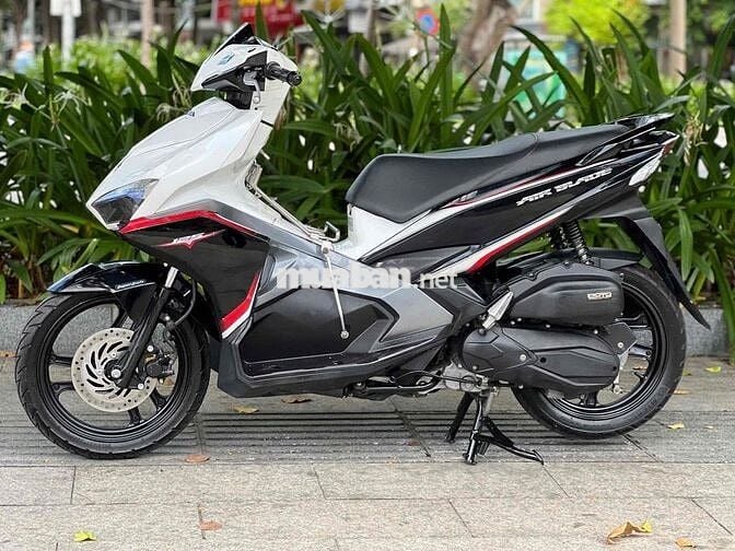 Honda AirBlade 125 2017 Trắng Bạc Đen
