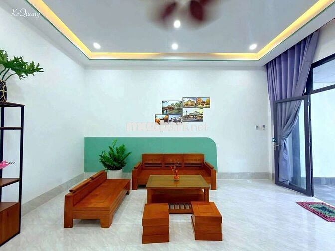 cho thuê nhà mới đẹp có nội thất nhiều cây xanh
