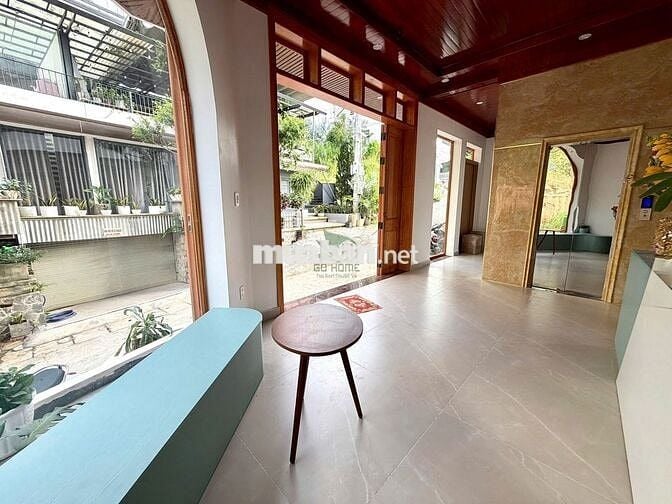 CHO THUÊ CĂN STUDIO 2 GIƯỜNG NGỦ FNT CÓ BAN CÔNG ĐƯỜNG TRỊNH HOÀI ĐỨC
