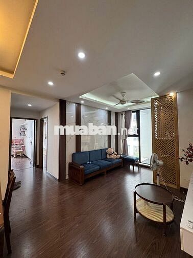 Bán gấp CHCC Beasky căn góc, nội thất đủ, thoáng sáng, vị trí đẹp.SĐCC