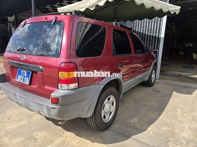 Ford Escape 2004 Số sàn Xăng 2.0 Đỏ