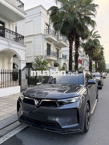 Vinfast VF9 Plus 7 chỗ Xám Điện 100km