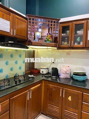 Cho thuê căn hộ 2 phòng : 1 ngủ, 1 trống tầng 2  đường Lê Thanh Nghị