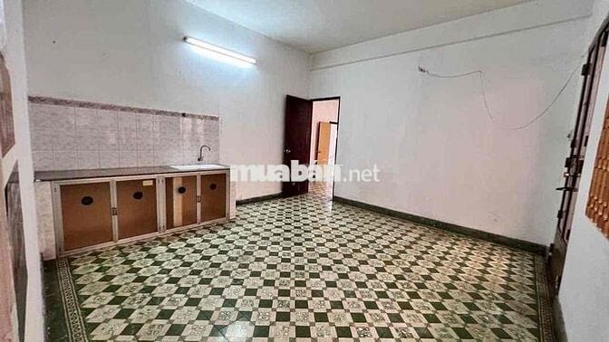 Siêu phẩm diện tích lớn cho thuê nguyên căn