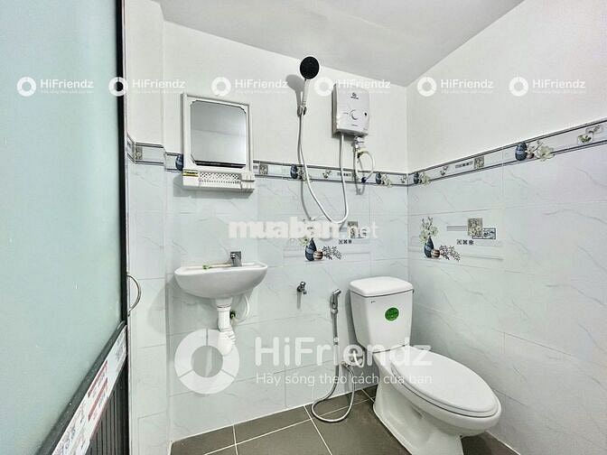 Duplex Cửa sổ trời, 30m2, Sẵn nội thất, đường Hương Lộ 2, Ngã 4 Bốn Xã