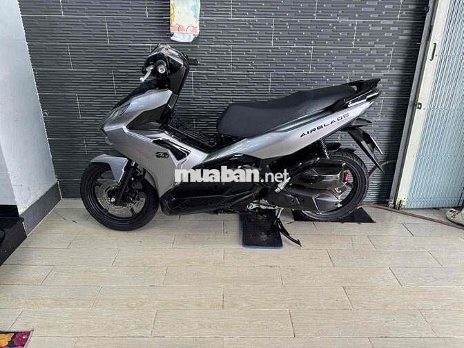 Honda Air Blade 125 2021 Bạc Đen 14.000km