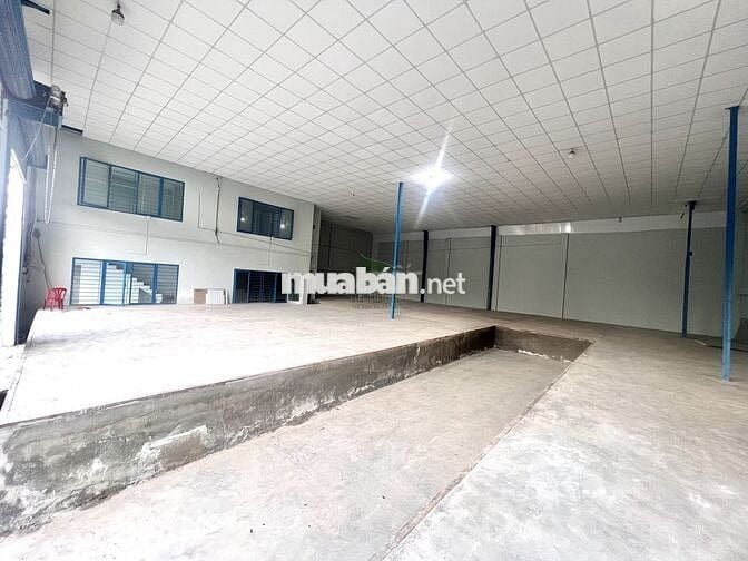 CHO THUÊ KHO XƯỞNG 400m2 NGANG 20M MẶT ĐƯỜNG 23/10 