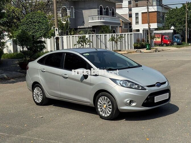 Ford Fiesta 1.6 Tự động 2012 Bạc