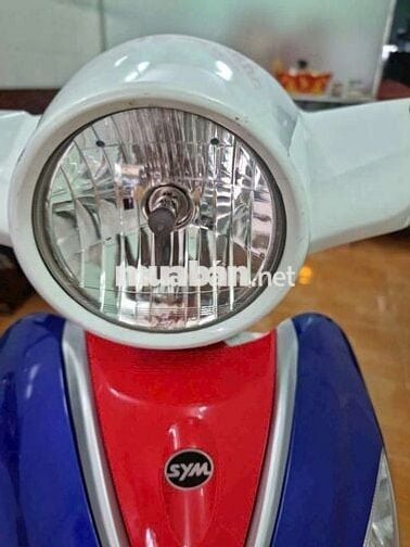 SYM Attila 50cc Trắng Xanh Đỏ 8232 km