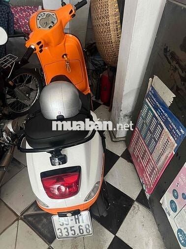Piaggio Vespa LX150 Cam trắng đã sử dụng