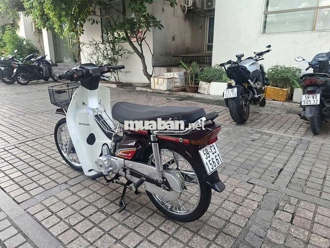 Honda Dream thái 7 số