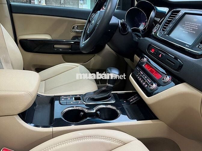 Kia Sedona DAT Luxury 2021 Đỏ mận 68.000 km