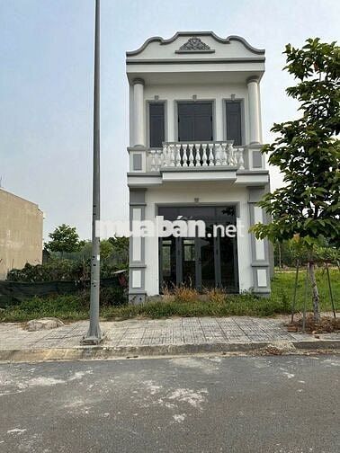Chính chủ bán gấp nhà ngay KCN Vsip2 - TP Tân Uyên