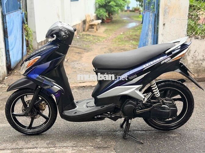 Yamaha Luvias Xanh đen