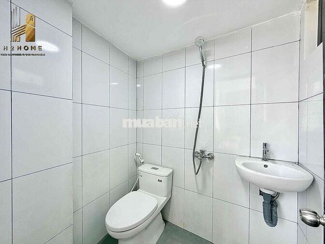 STUDIO CỬA SỔ TRỜI NGAY ĐH VĂN HIẾN - GẦN AEON TÂN PHÚ