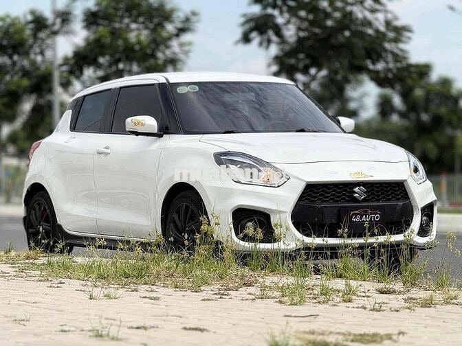 Suzuki Swift 2022 Trắng Nhiều Options Độ