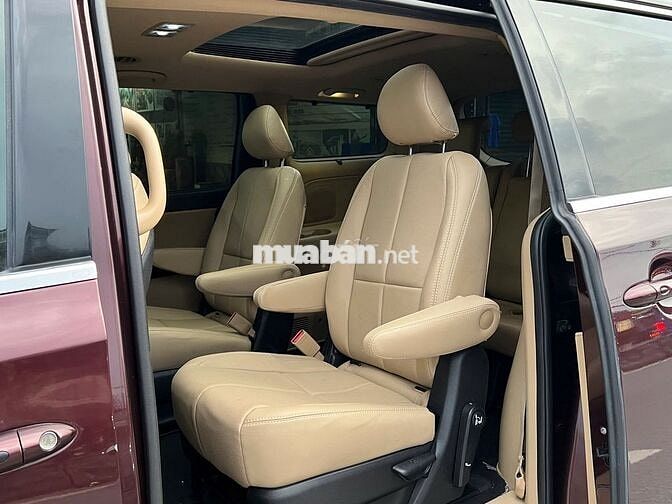 Kia Sedona DAT Luxury 2021 Đỏ mận 68.000 km