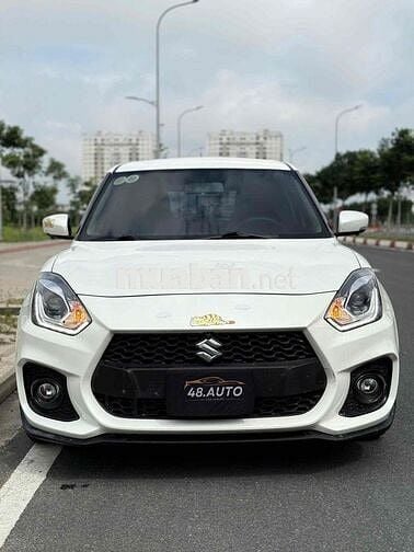 Suzuki Swift 2022 Trắng Nhiều Options Độ
