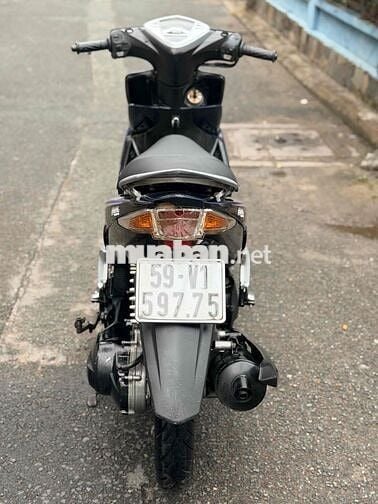 Yamaha Luvias Xanh đen