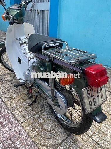 Honda Cub 50 đời 84 thành phố học sinh dùng