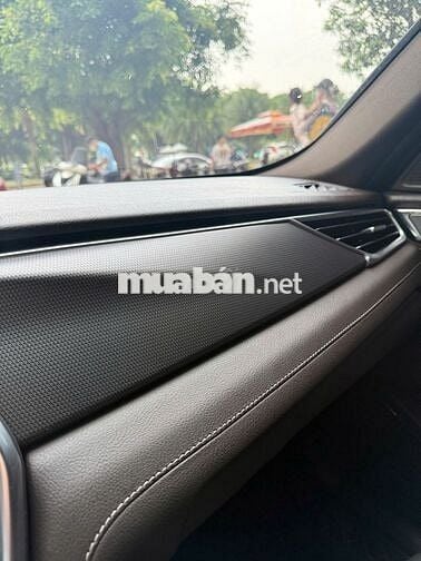 VinFast Lux A 2.0 2022 Trắng 25000 km