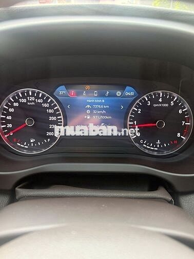 VinFast Lux A 2.0 2022 Trắng 25000 km