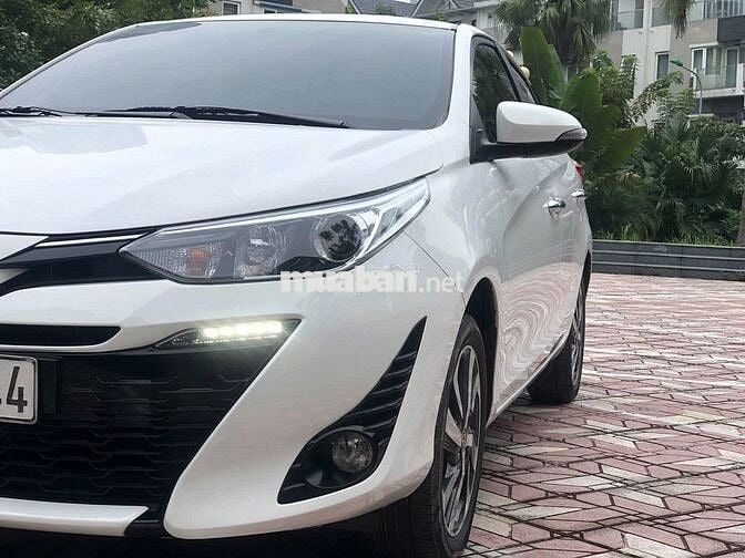 Toyota Yaris Trắng Số tự động