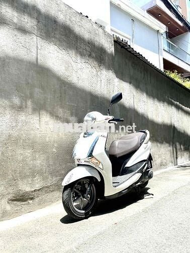 Yamaha Latte smartkey Trắng 18k