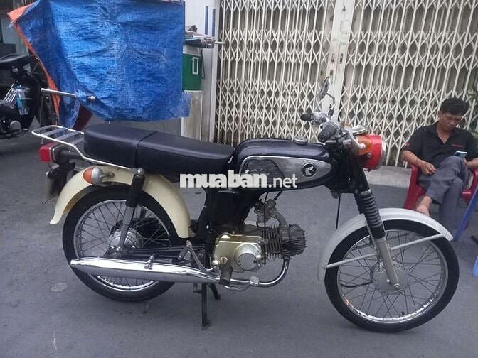 Honda SS50 1967 Đen