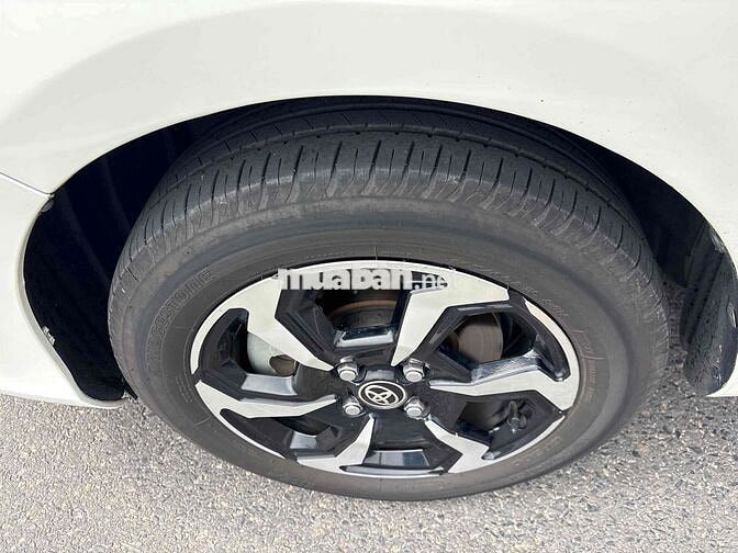 Vios 2024 E MT xe đẹp, 1 chủ mua mới bao chéc tét