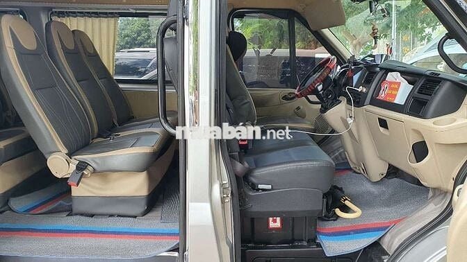 Ford Transit 2016 16 chỗ Bạc