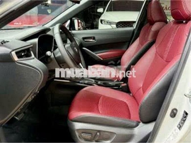 Toyota Corolla Cross 1.8V 2024 - 790 Triệu