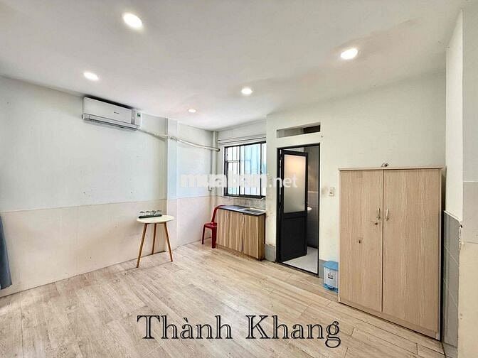 Cho Thuê Căn Hộ 1PN Tách Bếp Bancol Máy Giặt Riêng Ngay ĐH Bách Khoa
